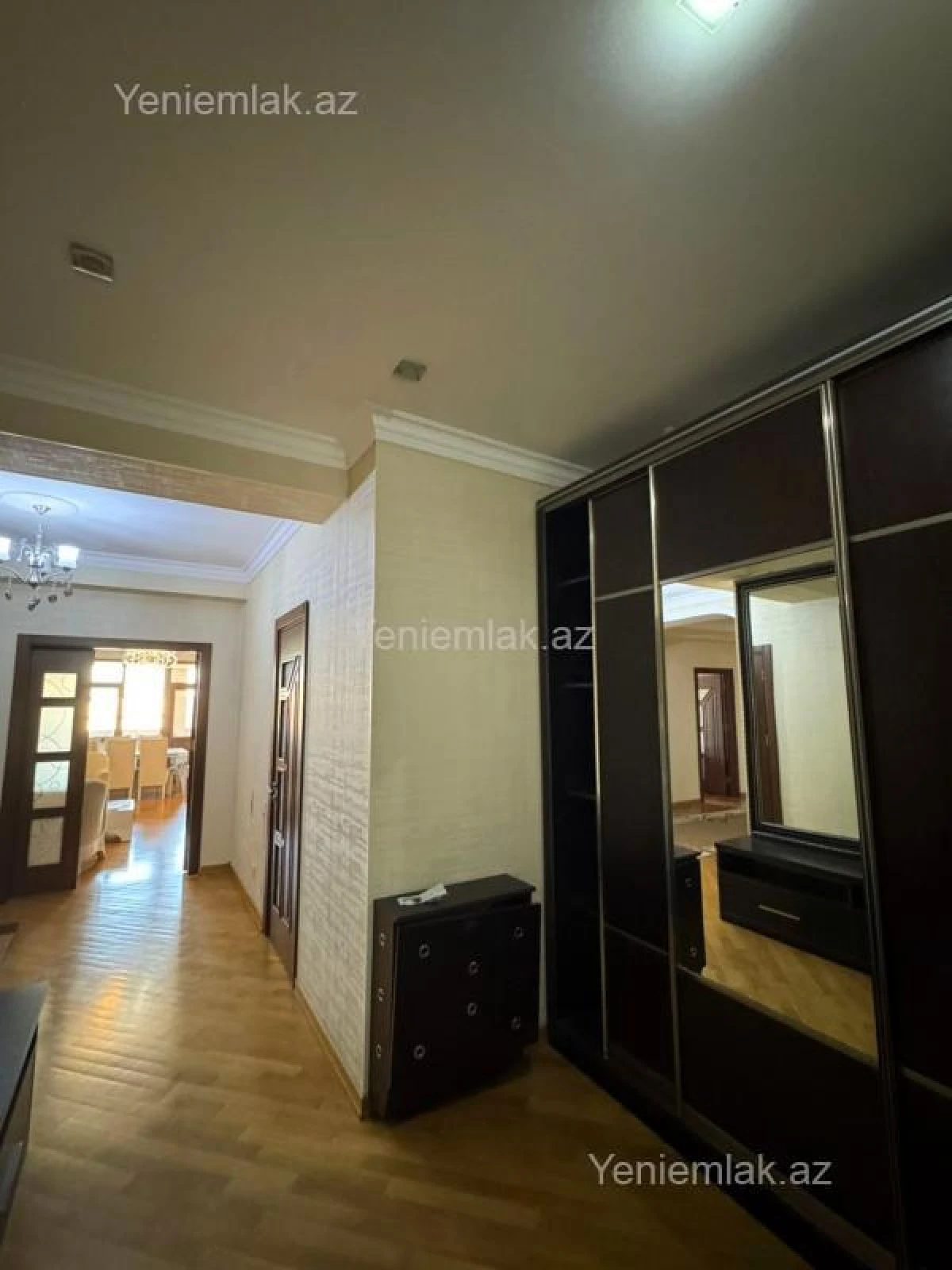 Satılır 4 otaqlı yeni tikili 172 m²