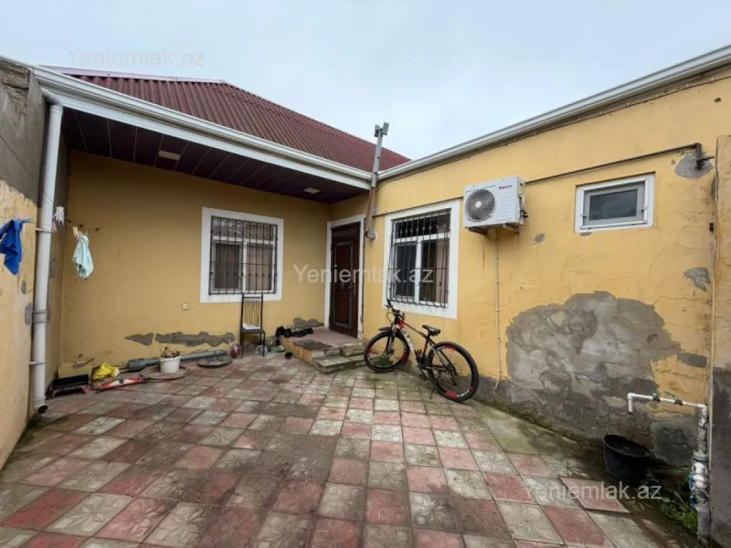 Satılır 2 otaqlı həyət evi 60 m²