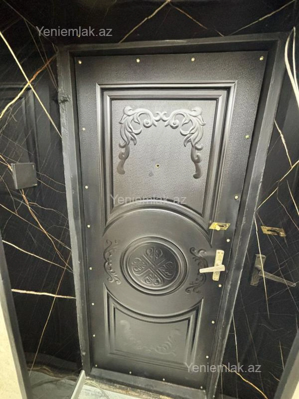 Satılır 2 otaqlı köhnə tikili 36 m²