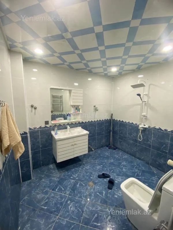 Satılır 3 otaqlı yeni tikili 125 m²