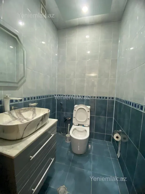 Satılır 3 otaqlı yeni tikili 125 m²
