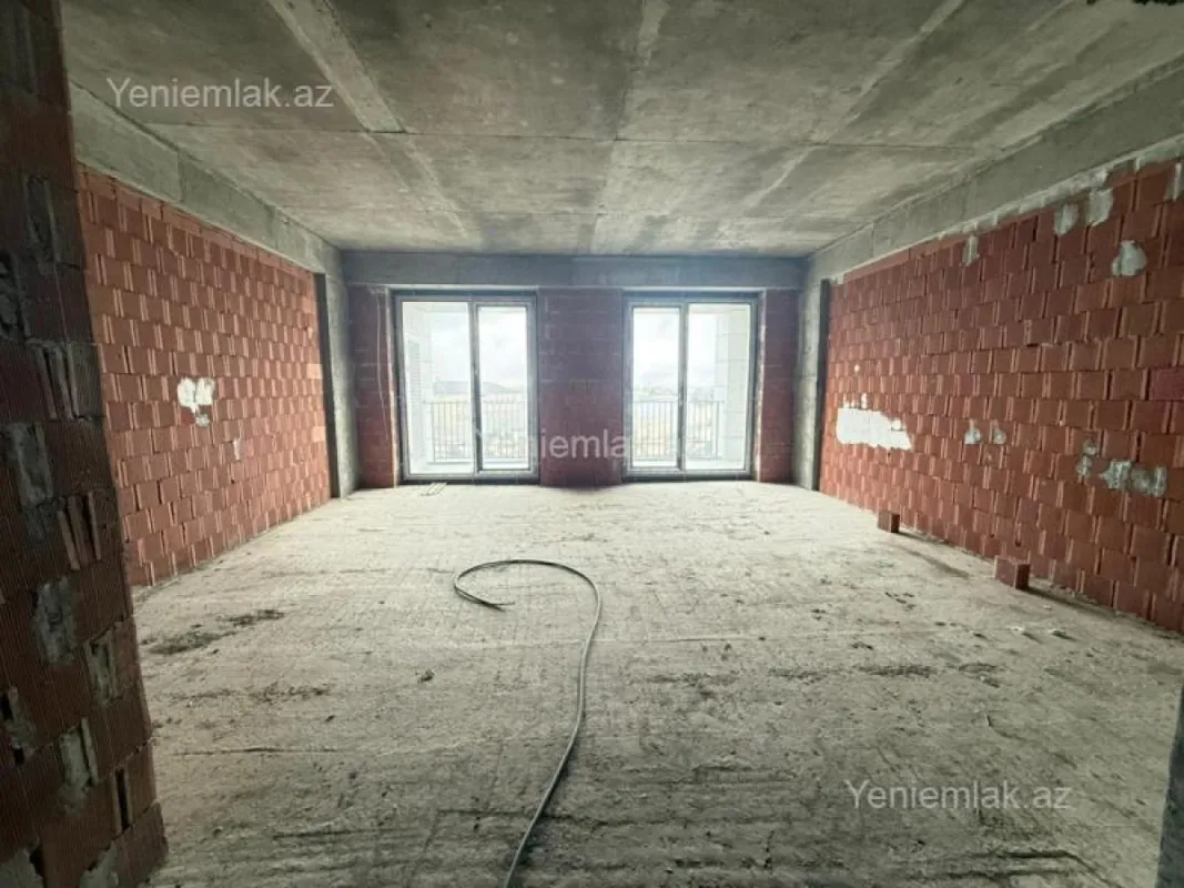 Satılır 2 otaqlı yeni tikili 73 m²