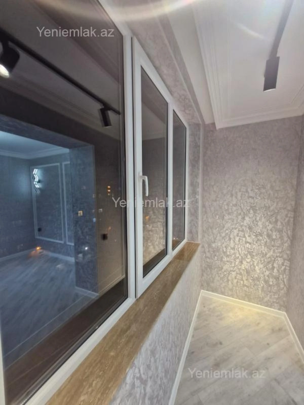 Satılır 4 otaqlı köhnə tikili 90 m²