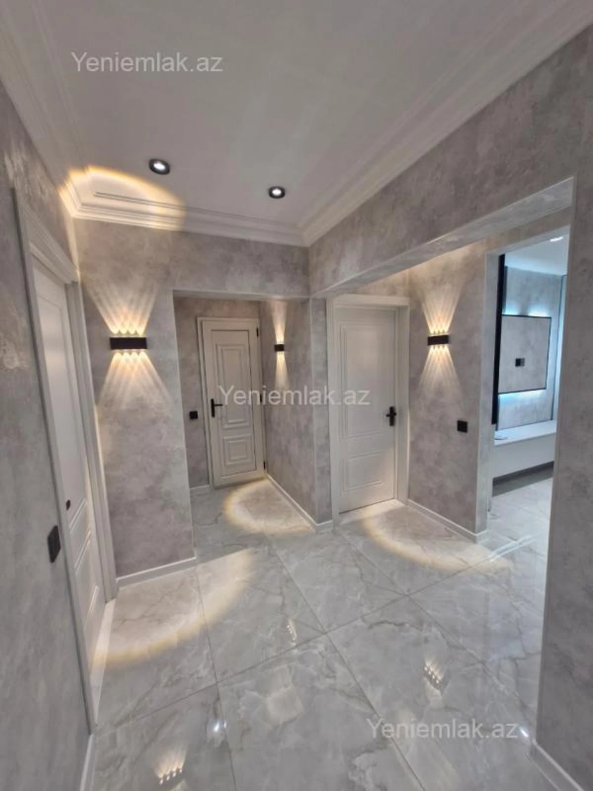 Satılır 4 otaqlı köhnə tikili 90 m²