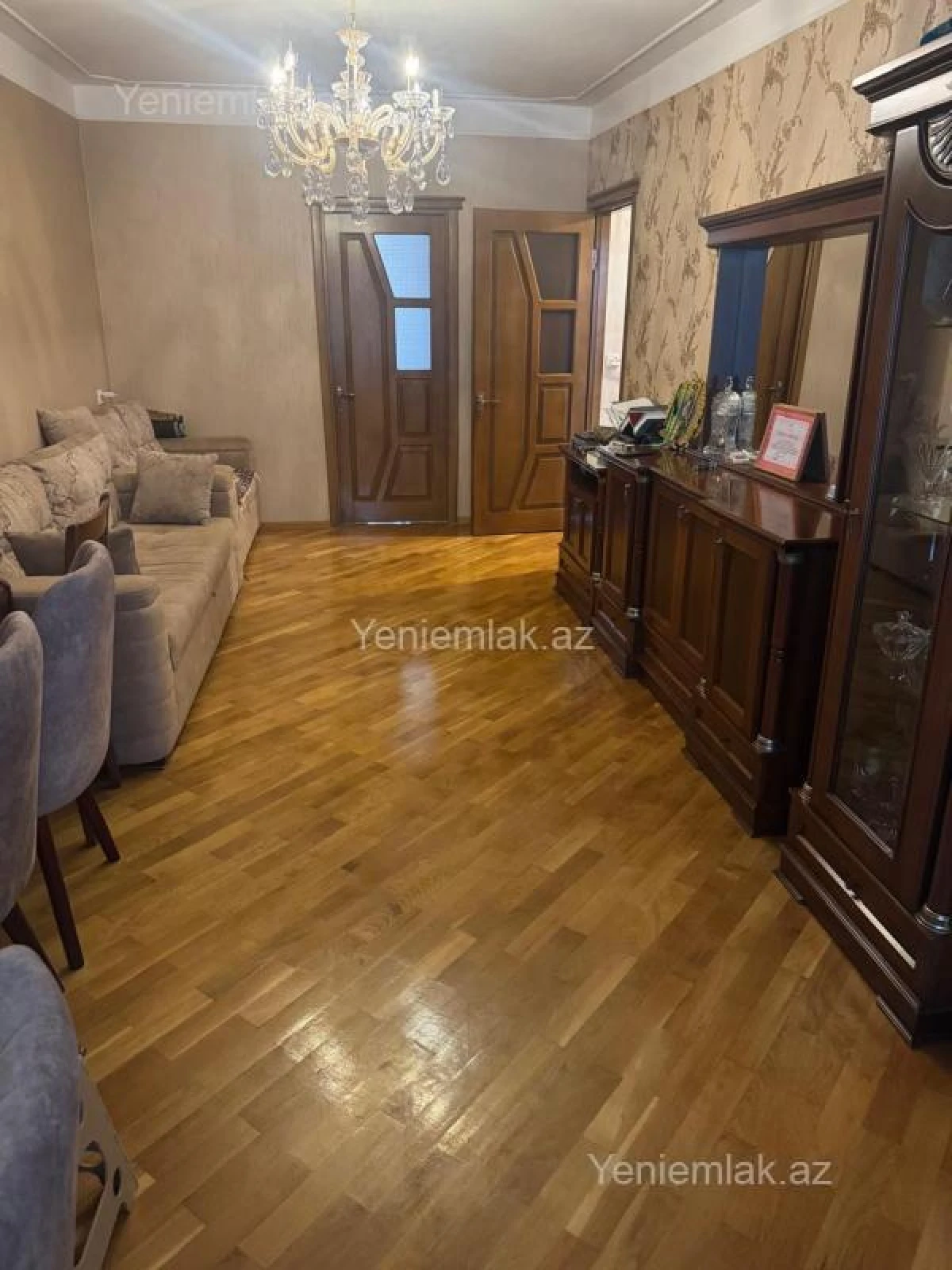 Satılır 3 otaqlı köhnə tikili 70 m²