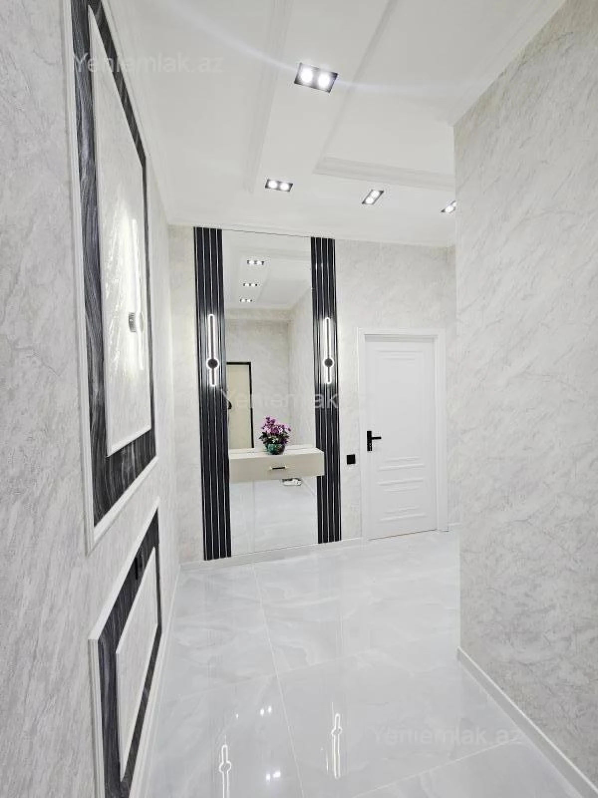 Satılır 3 otaqlı yeni tikili 90 m²