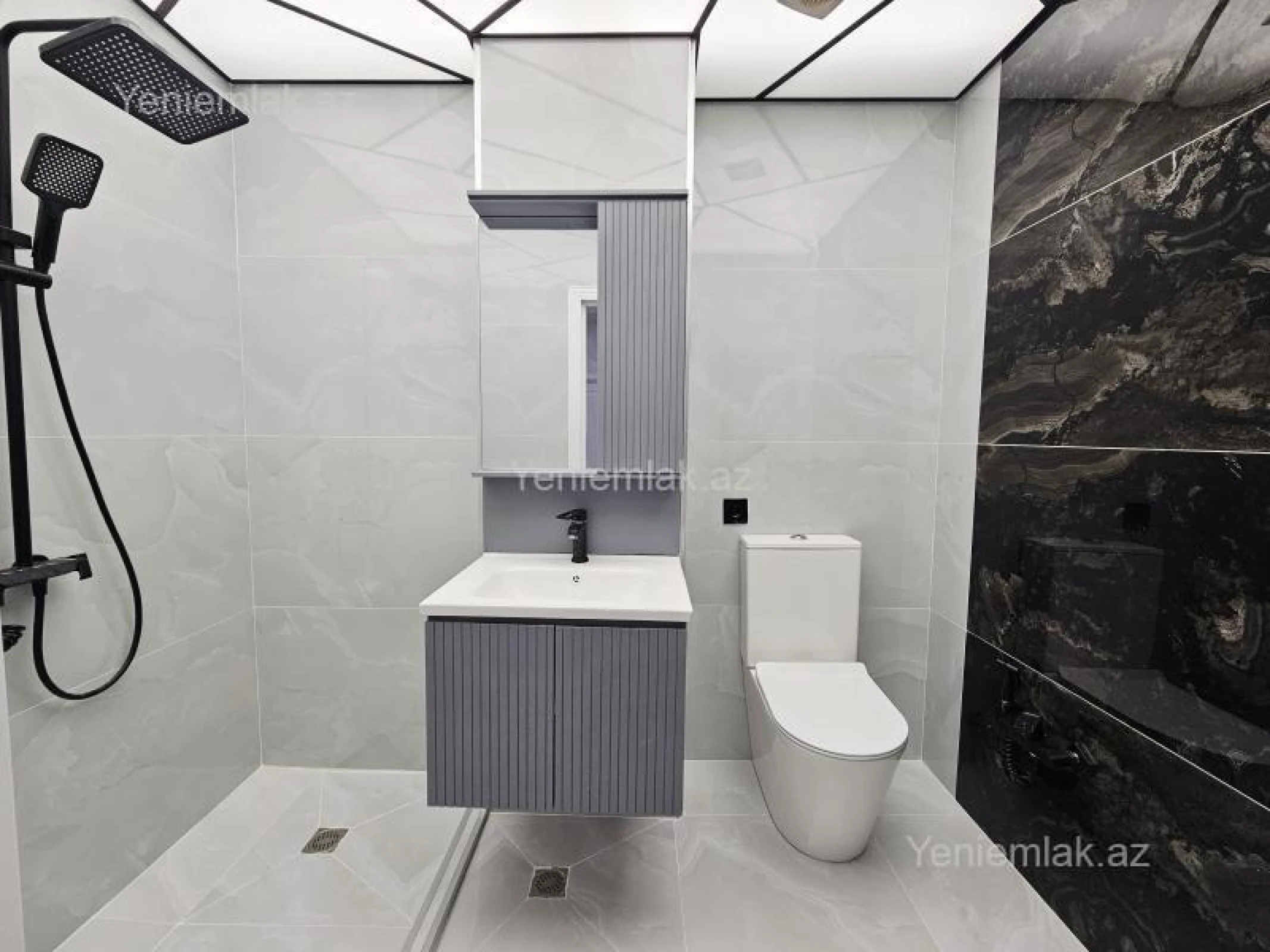 Satılır 3 otaqlı yeni tikili 90 m²