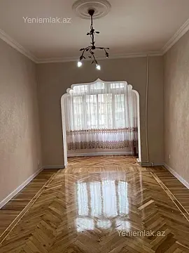 Satılır 4 otaqlı köhnə tikili 100 m² — Bakı, Xətai 4 otaq 100.00 m²