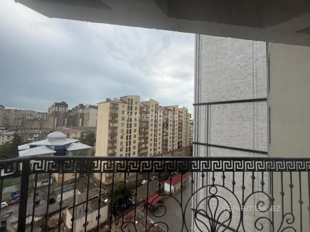 Satılır 2 otaqlı yeni tikili 85 m²