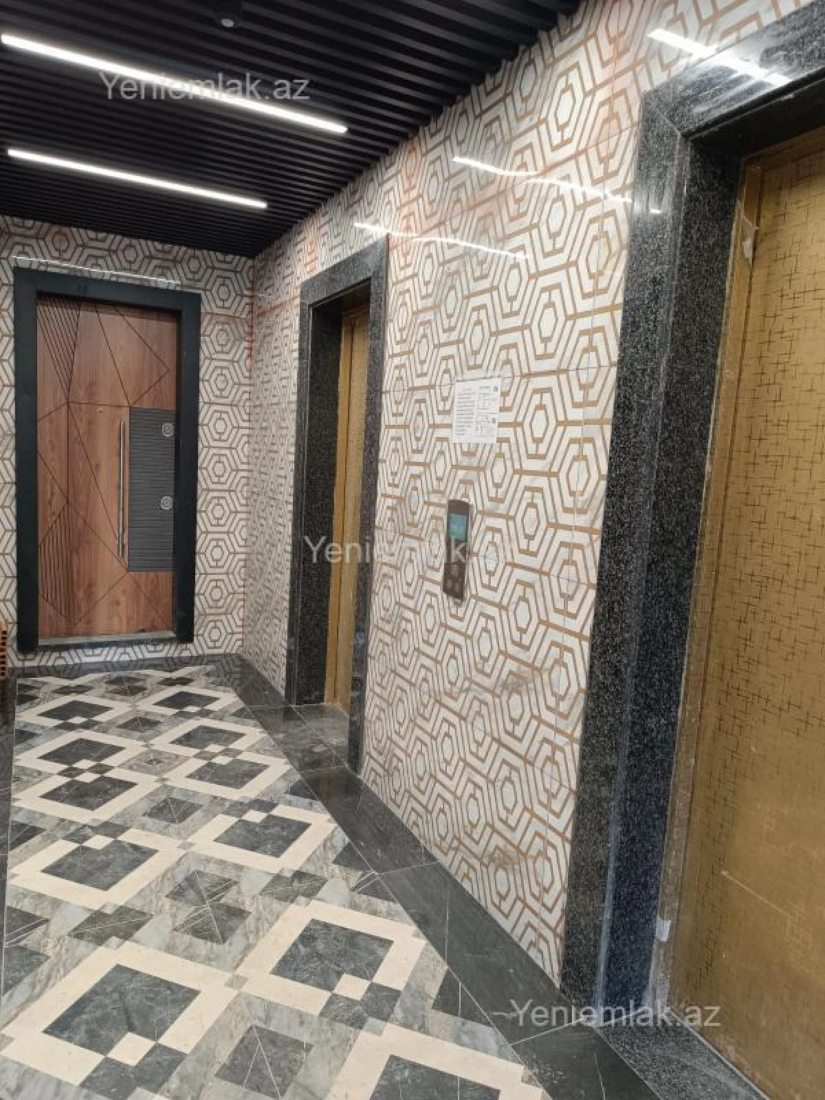 Satılır 2 otaqlı yeni tikili 98 m²