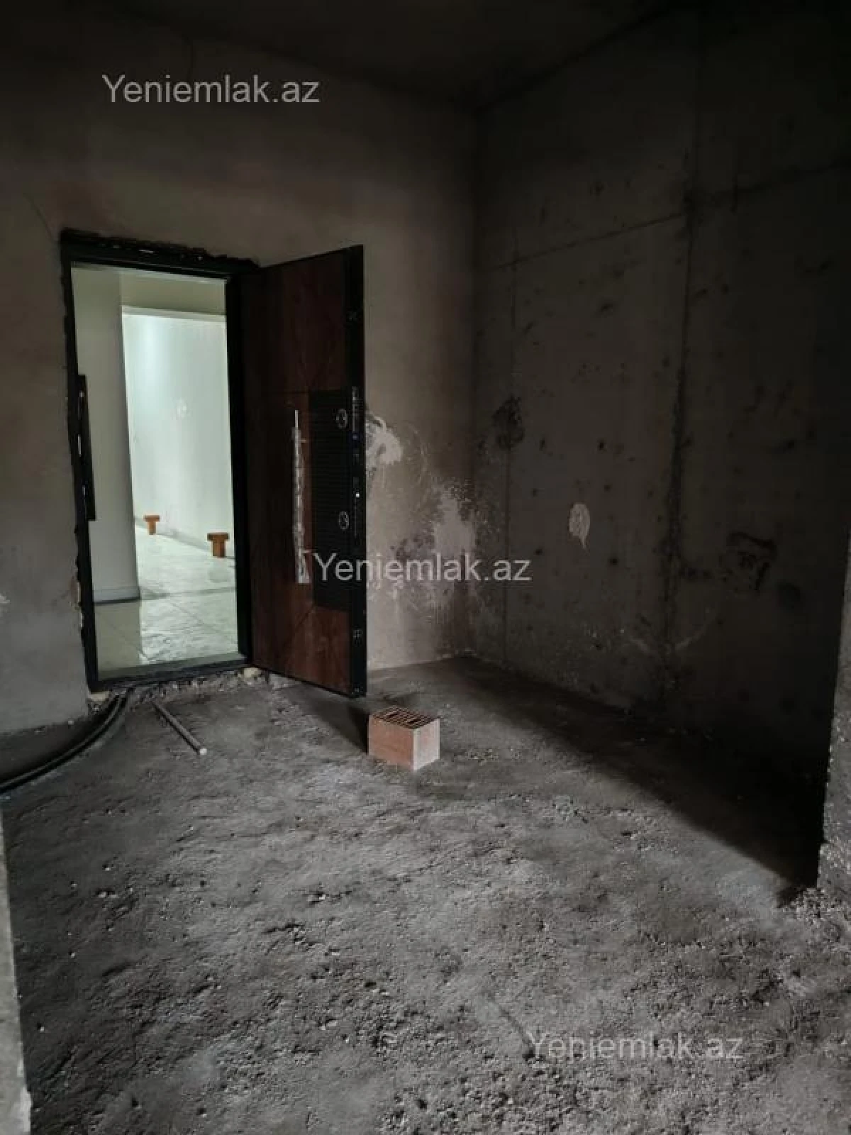 Satılır 2 otaqlı yeni tikili 98 m²