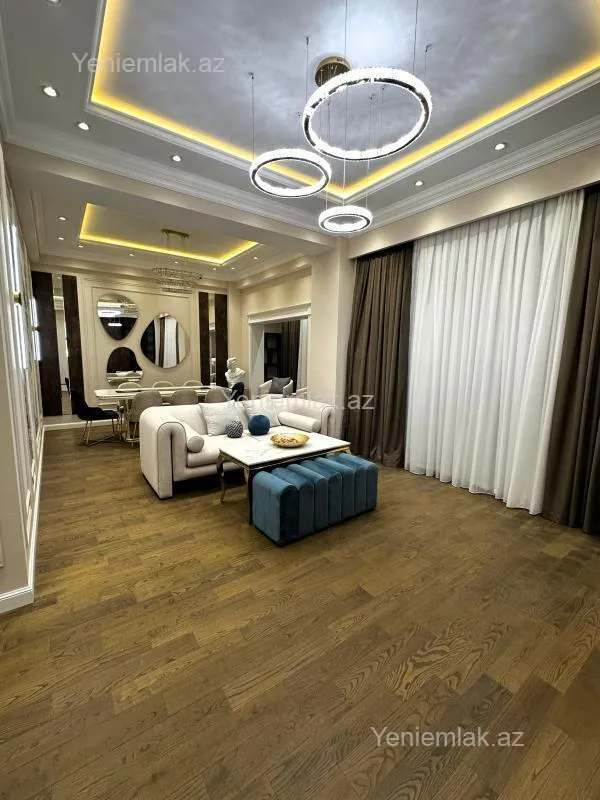 Satılır 4 otaqlı yeni tikili 212 m²
