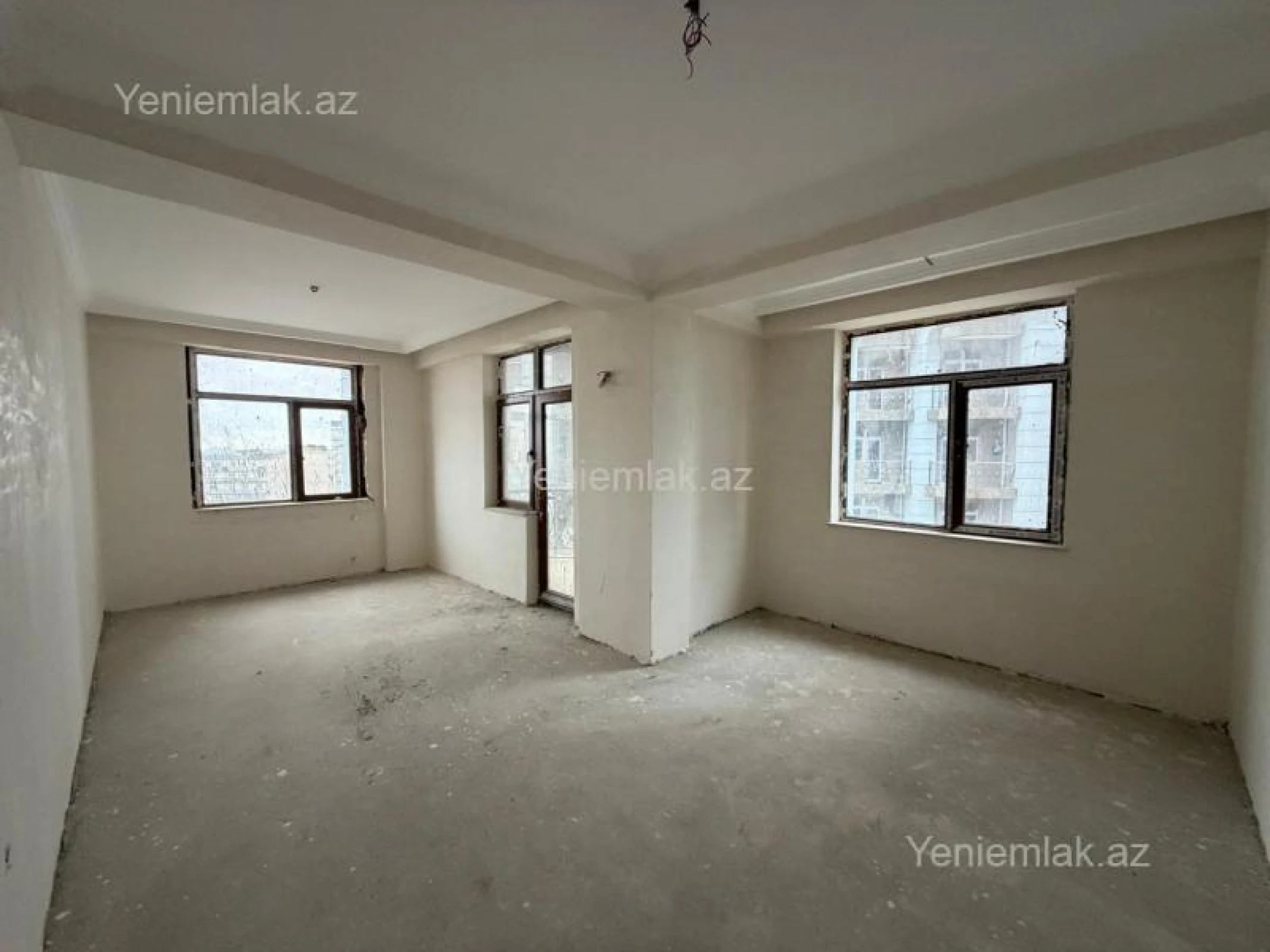 Satılır 3 otaqlı yeni tikili 134.28 m²