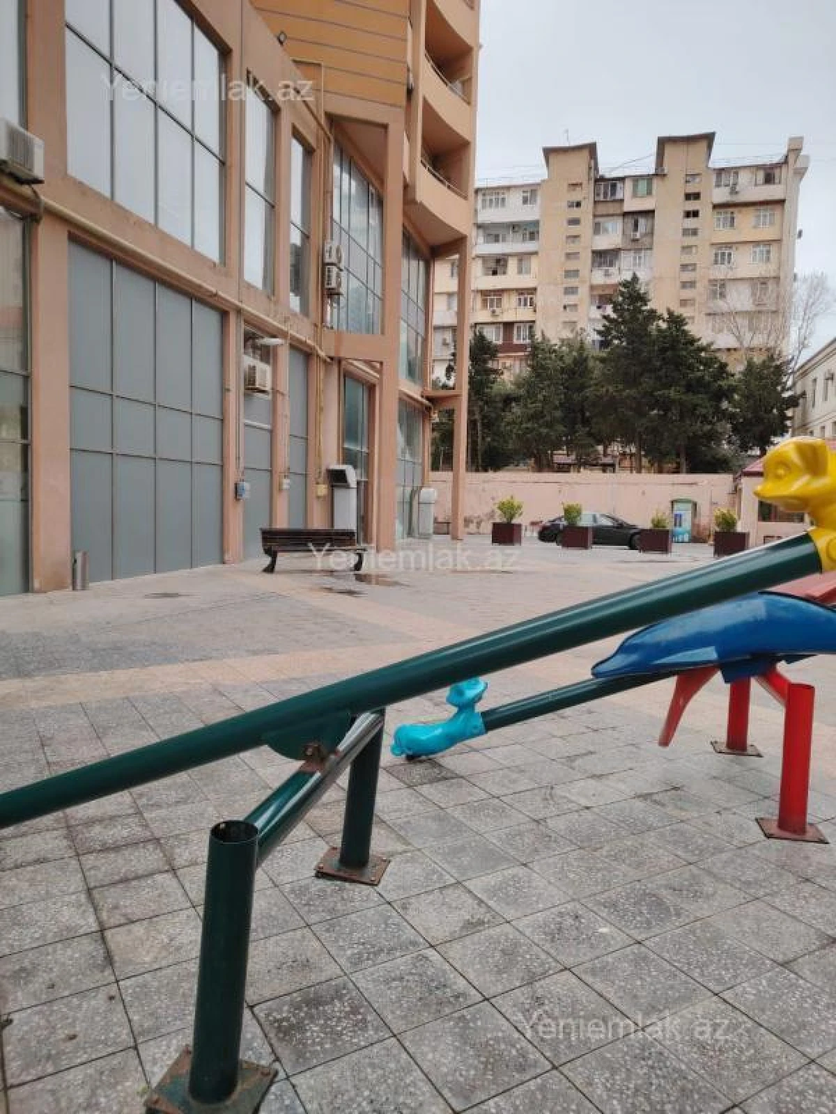 Satılır 4 otaqlı yeni tikili 170 m²