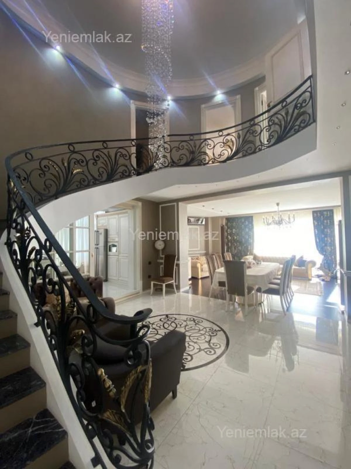 Satılır 4 otaqlı yeni tikili 170 m²