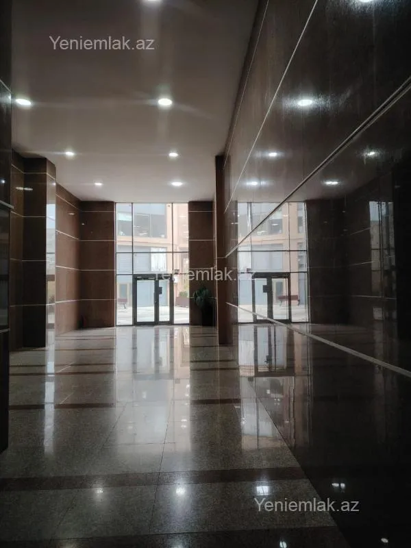 Satılır 4 otaqlı yeni tikili 170 m²