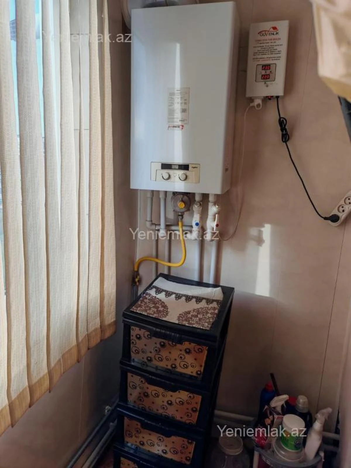 Satılır 2 otaqlı köhnə tikili 56 m²