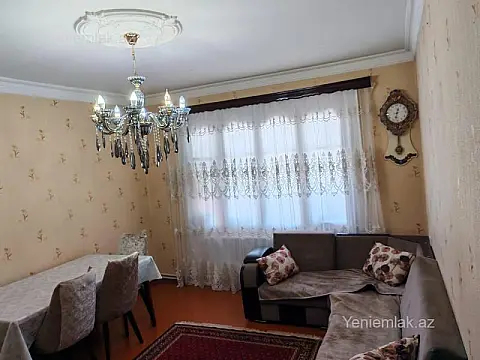 Satılır 2 otaqlı köhnə tikili 56 m²
