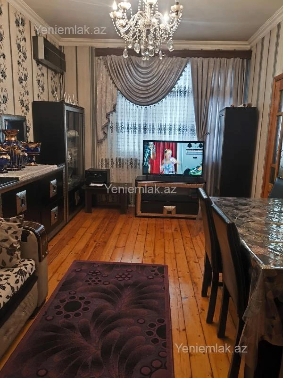 Satılır 2 otaqlı köhnə tikili 55 m²