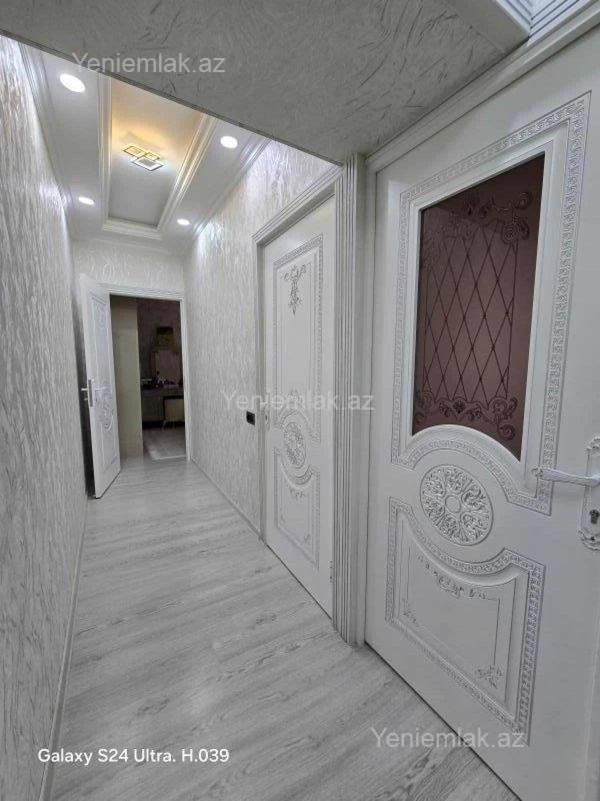 Satılır 4 otaqlı köhnə tikili 85 m²
