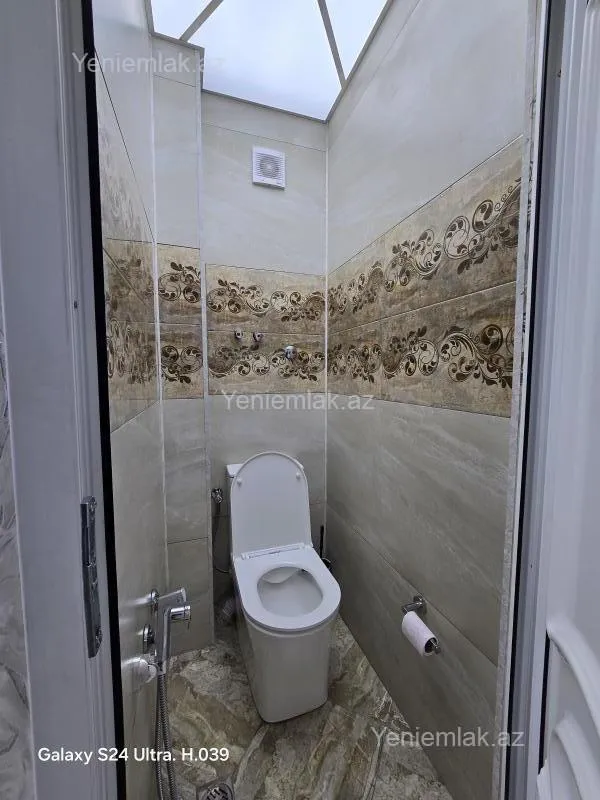 Satılır 4 otaqlı köhnə tikili 85 m²