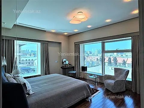 Satılır 2 otaqlı yeni tikili 114 m²