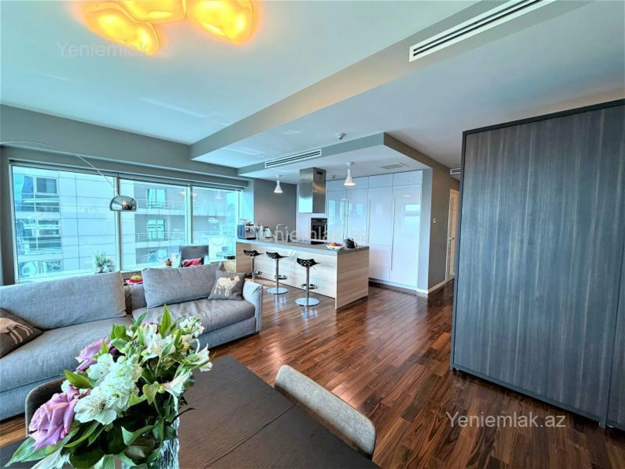 Satılır 2 otaqlı yeni tikili 114 m²