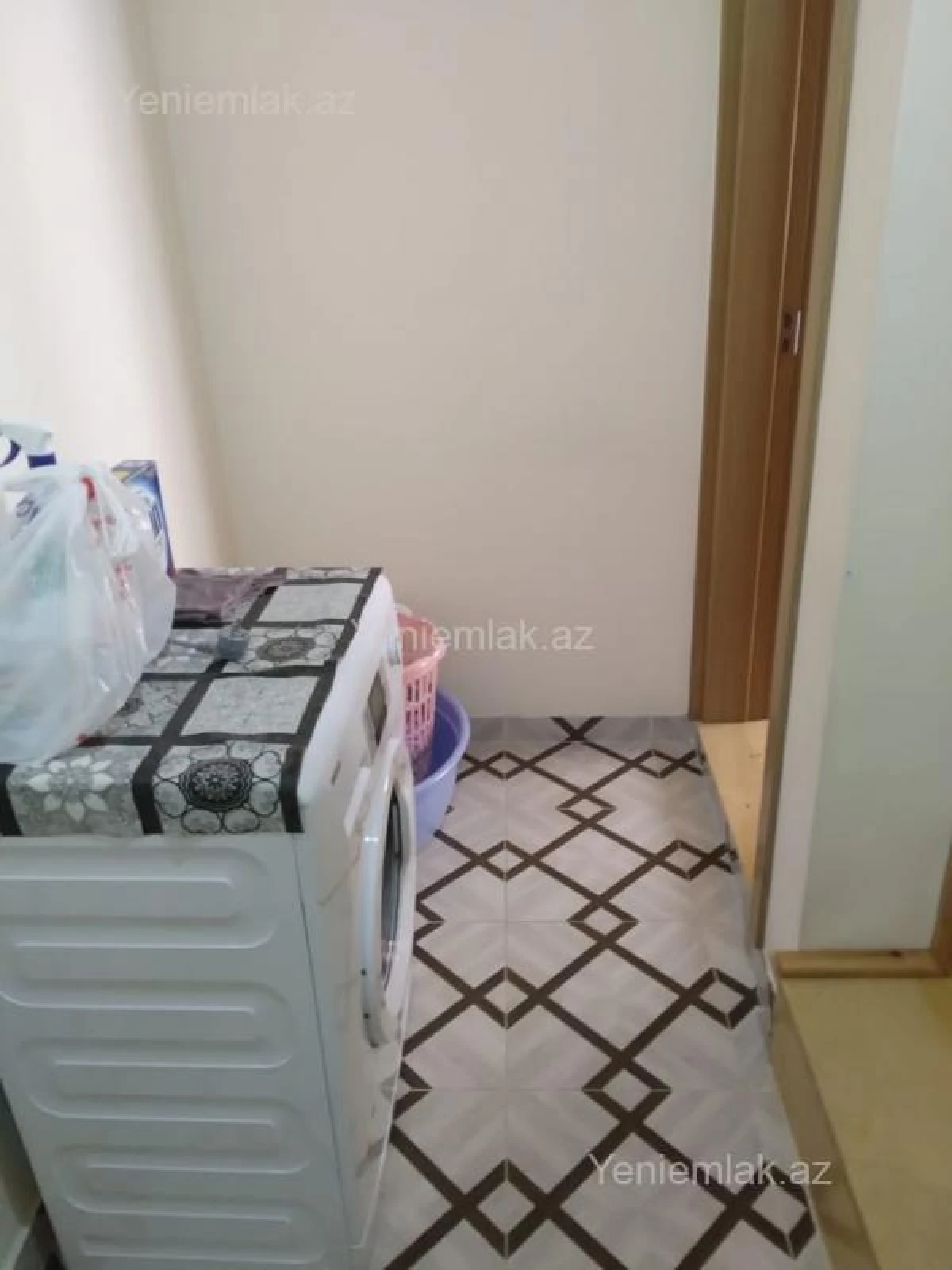 Satılır 4 otaqlı həyət evi 100 m²