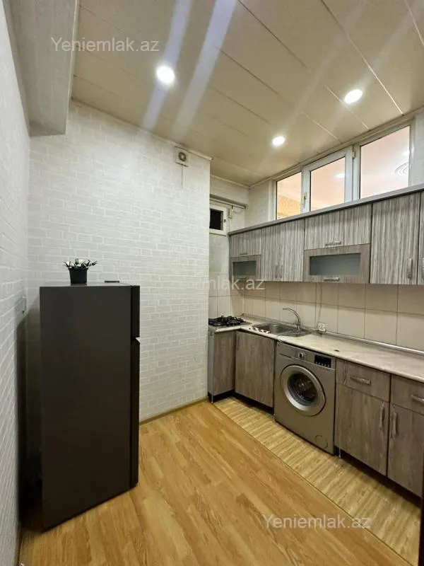 Satılır 2 otaqlı yeni tikili 70 m²