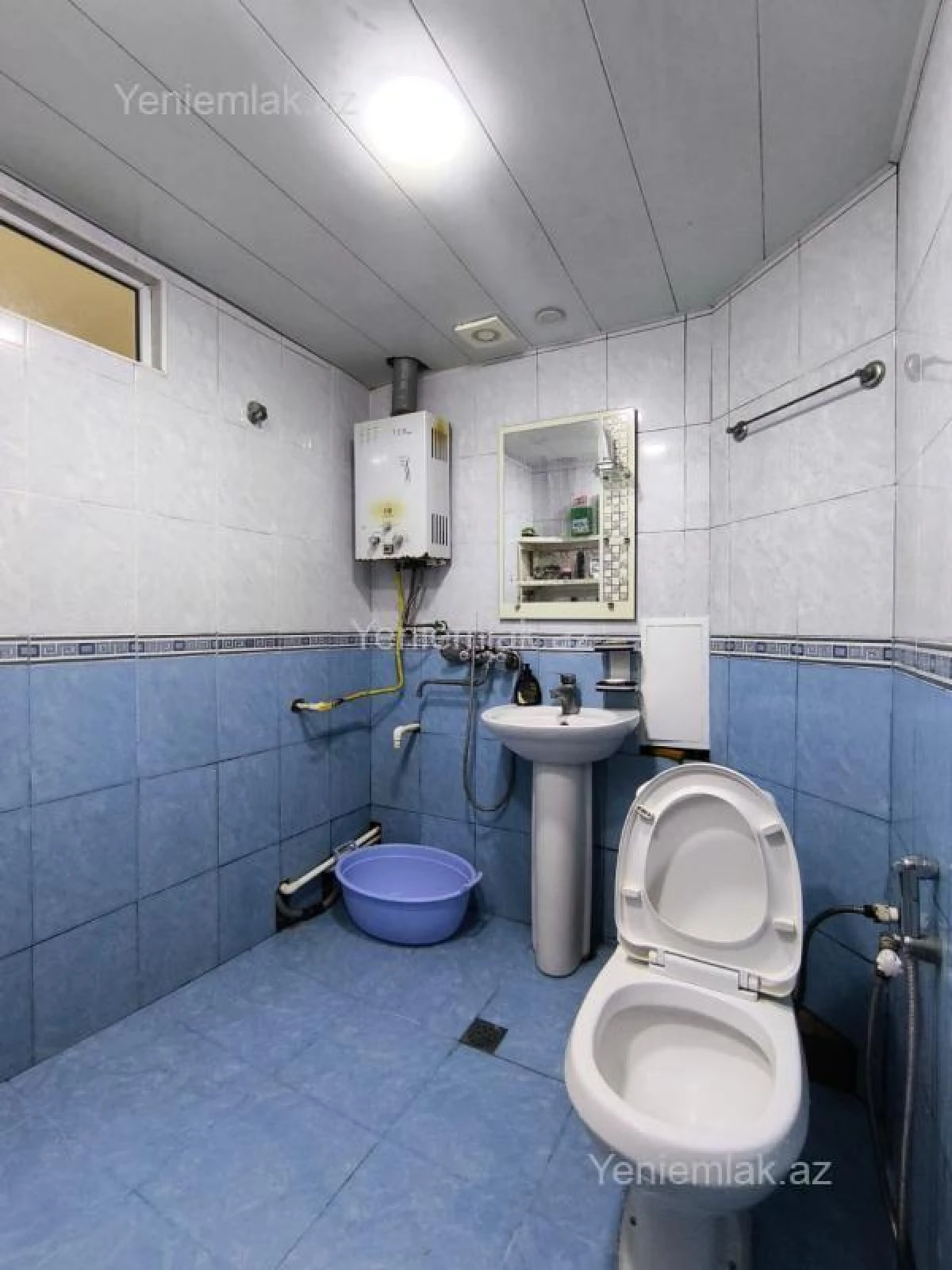 Satılır 1 otaqlı köhnə tikili 35 m²