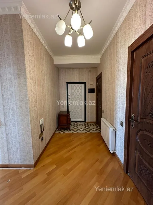 Satılır 2 otaqlı yeni tikili 88 m²