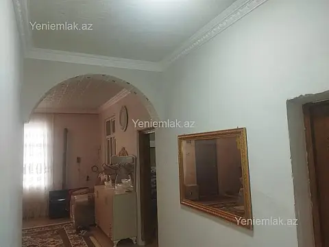 Satılır 4 otaqlı həyət evi 115 m²