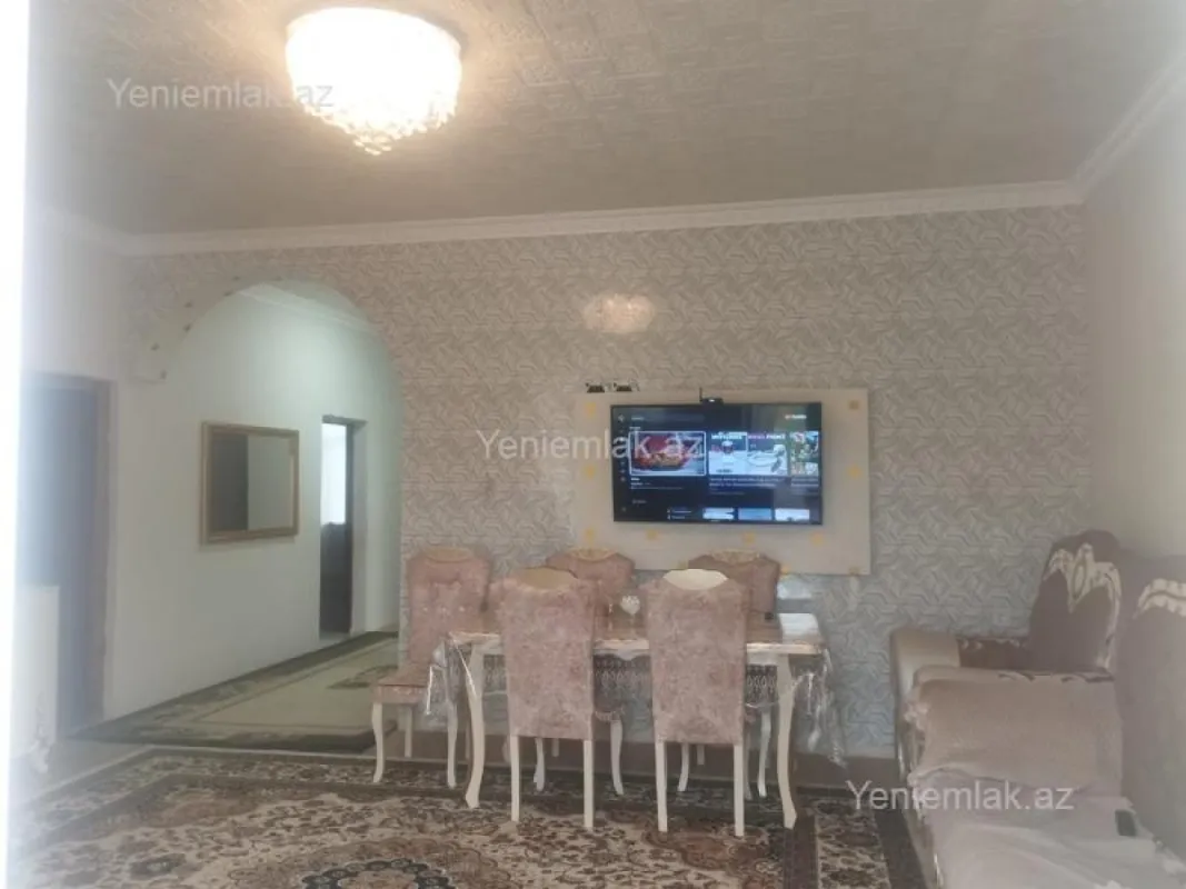 Satılır 4 otaqlı həyət evi 115 m²