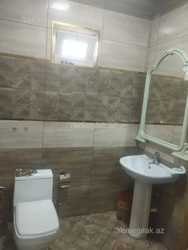 Satılır 4 otaqlı həyət evi 115 m²