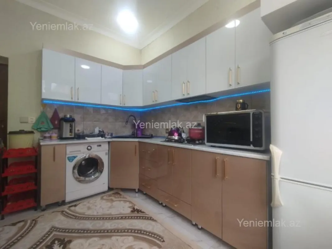 Satılır 4 otaqlı həyət evi 115 m²