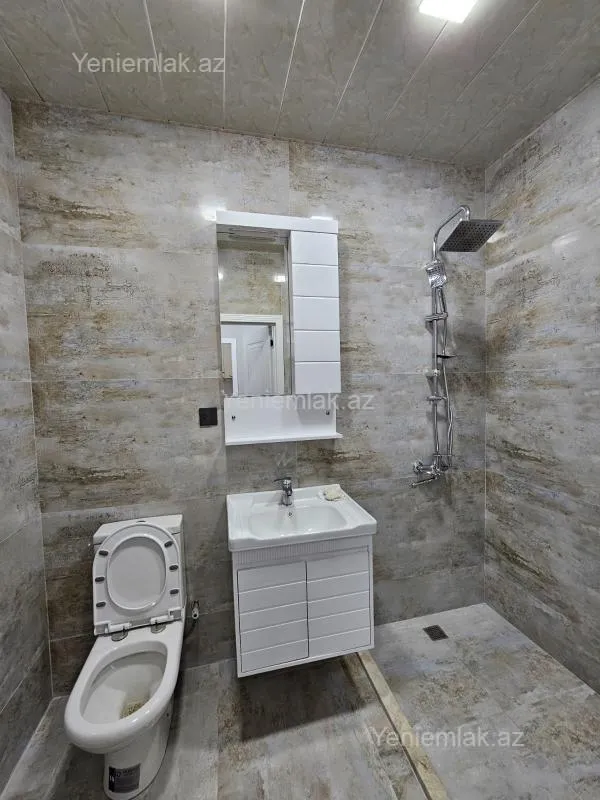 Satılır 3 otaqlı yeni tikili 73 m²