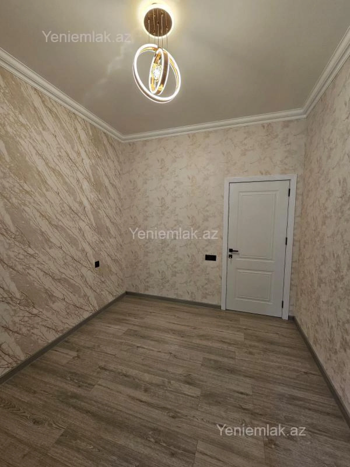 Satılır 3 otaqlı yeni tikili 73 m²