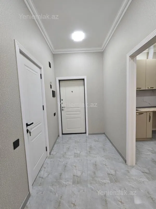 Satılır 3 otaqlı yeni tikili 73 m²