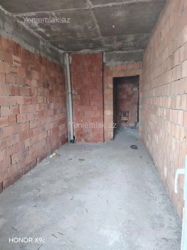 Satılır 3 otaqlı yeni tikili 75 m²