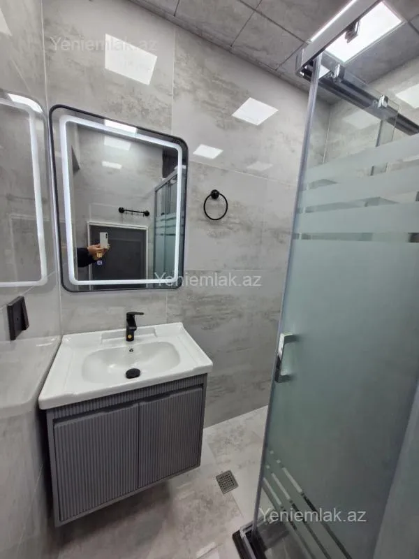 Satılır 4 otaqlı köhnə tikili 80 m²