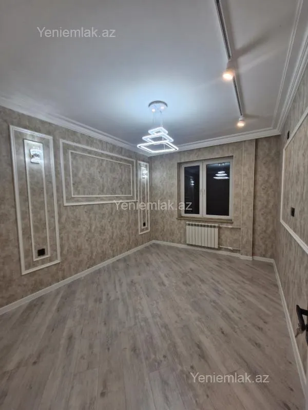 Satılır 4 otaqlı köhnə tikili 80 m²