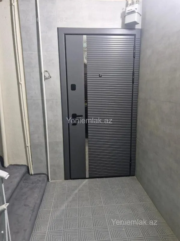 Satılır 4 otaqlı köhnə tikili 80 m²