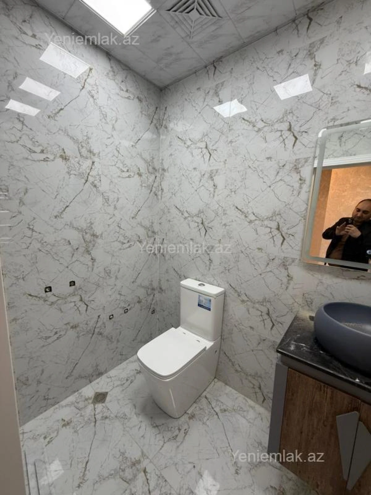 Satılır 3 otaqlı yeni tikili 84 m²