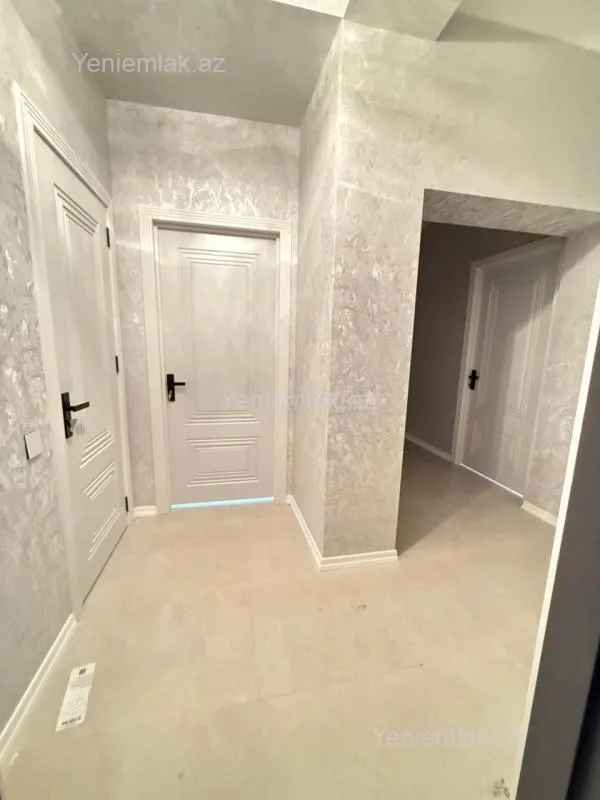 Satılır 3 otaqlı yeni tikili 84 m²