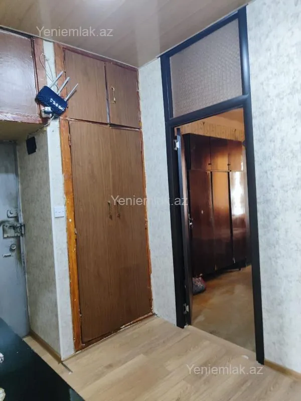 Satılır 3 otaqlı köhnə tikili 80 m²