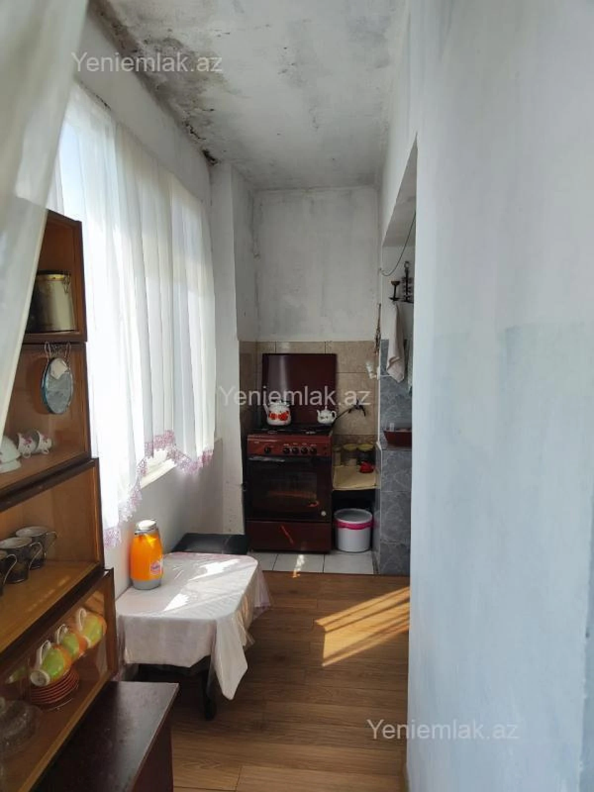 Satılır 3 otaqlı köhnə tikili 80 m²