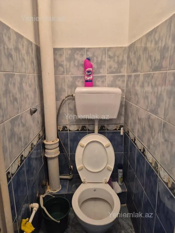 Satılır 3 otaqlı köhnə tikili 70 m²