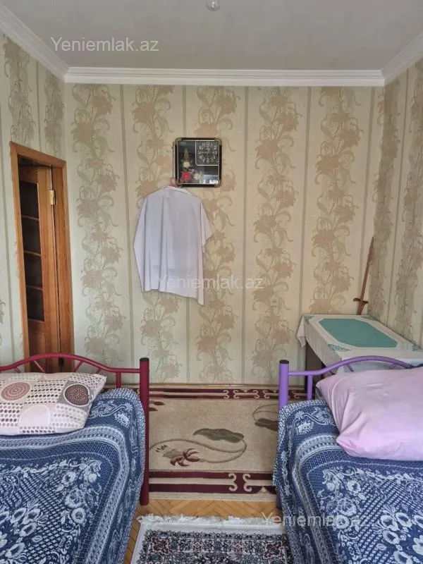 Satılır 3 otaqlı köhnə tikili 70 m²