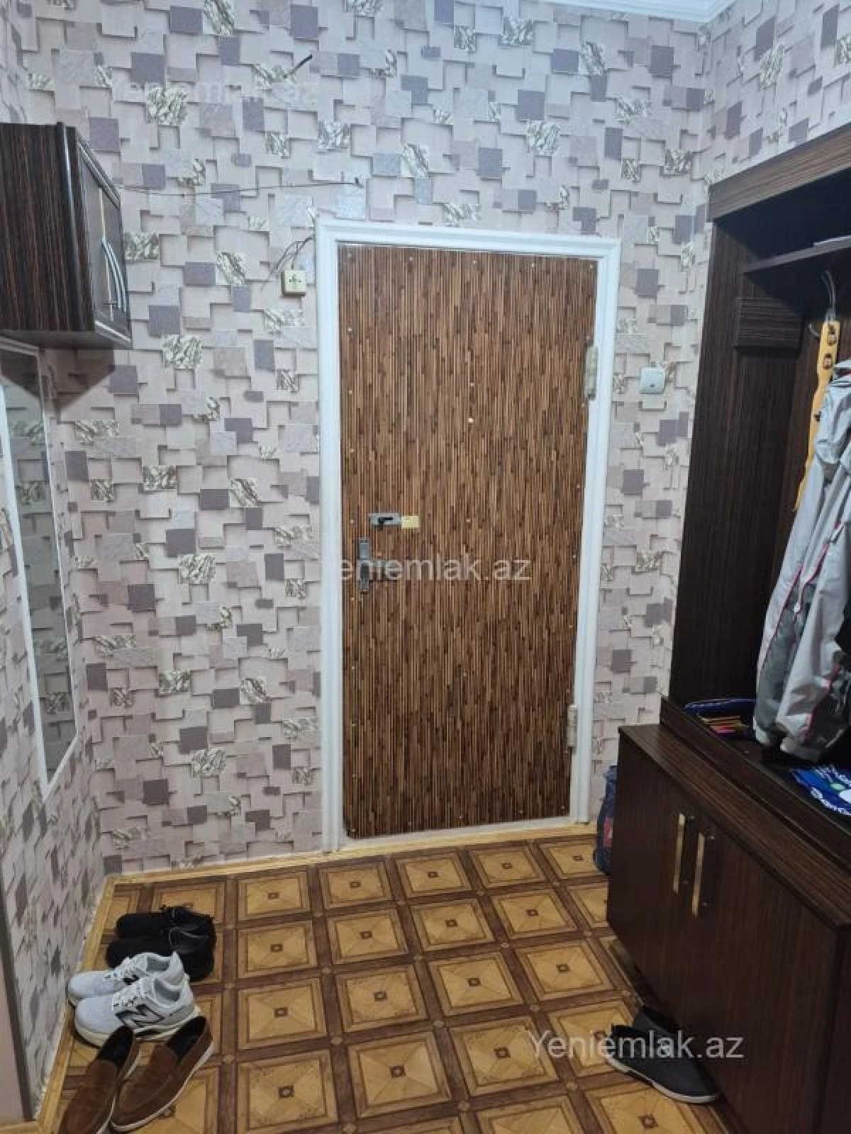 Satılır 3 otaqlı köhnə tikili 70 m²