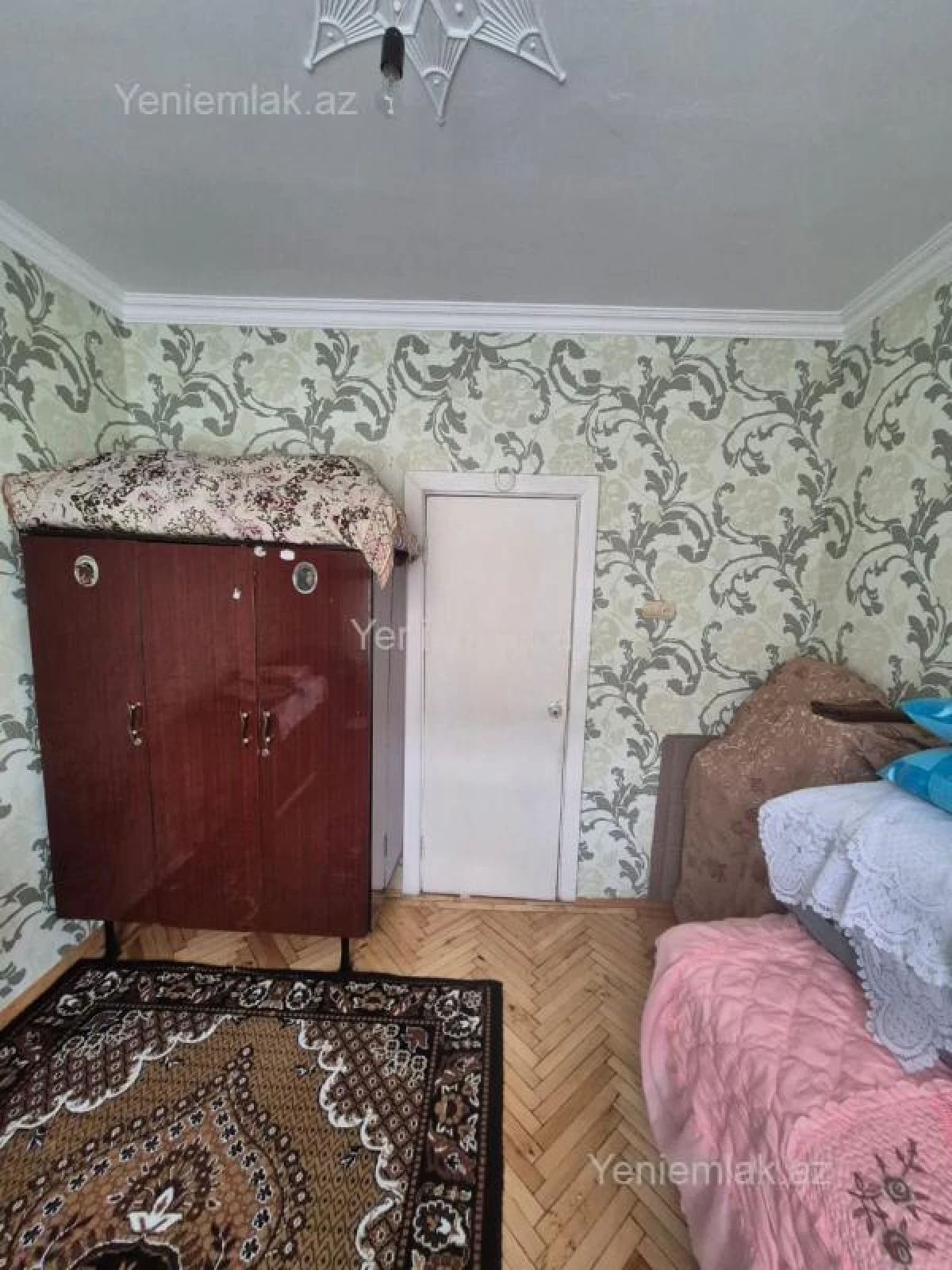 Satılır 3 otaqlı köhnə tikili 70 m²